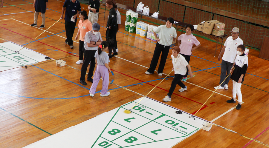シャッフルボード大会（第二小学校）